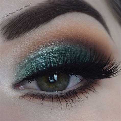 Check Out Our Favorite Emerald Eye Inspired Makeup Look Embrace Your