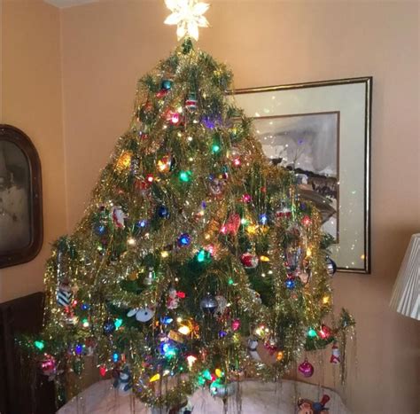 Pin By Jen Hartnett On Christmas Treesinside Christmas Tree