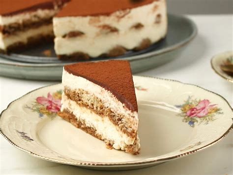 4 how to make easy tiramisu recipe. Tiramisu Cake - How To Make An Easy Tiramisu In 10 Minutes ...