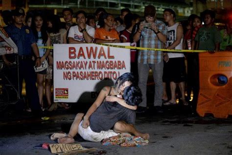 Duterte hits Pietà image of slain drug suspect