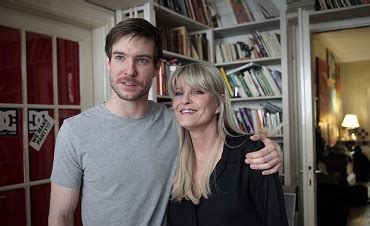 Letos se převtělila v davida bowieho, kterému se v hudební branži přezdívalo. Chantal Poullain-Polívková | Kontakt | ČSFD.cz