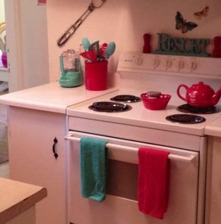 60 Ideas For Kitchen Red Color Schemes Teal | Red kitchen decor