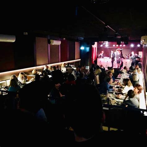 Ristorante a roma siamo nel cuore di roma, a pochi passi da via dei condotti e da piazza di spagna, luoghi unici, che solo la città eterna sa offrirci. Cena e spettacolo: i migliori locali di Roma per la musica ...