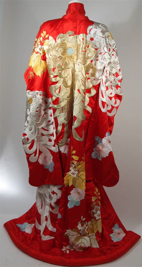 Rare Museum Quality Red Silk Embroidered Kimono W Ivory And Gold