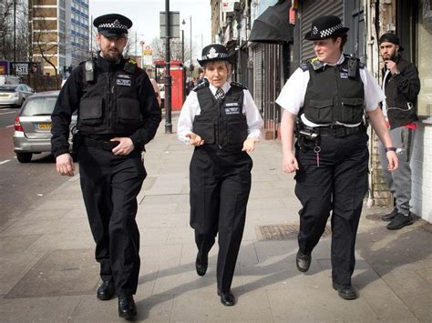 Police Will Use More Stop And Search Powers To Find Weapons Says Met