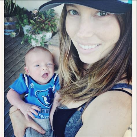Sip On This Justin Timberlake And Jessica Biel Show Off Lil Baby Silas