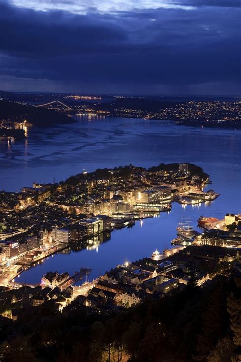 Bergenatnight Bergen Noruega Bergen Norway