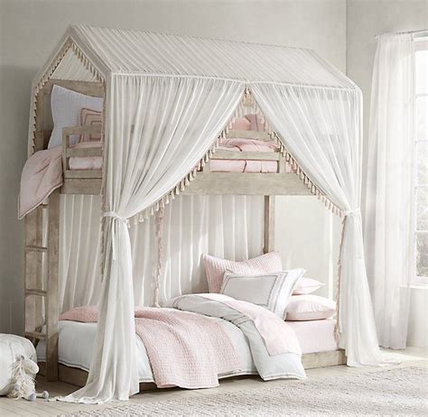 20 Impressive Canopy Beds Design Ideas For Romantic Bedroom To Have