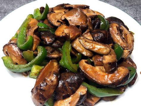 Shiitake Mushrooms Stir Fry With Peppers Oh Snap Let S Eat