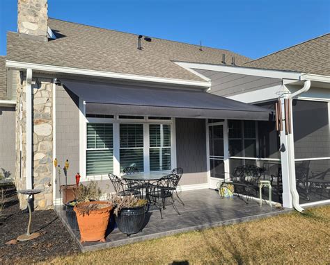 Retractable Awning Willow Valley Communities Kreider S Canvas