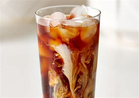 How To Make Starbucks-Style Cold Brew Coffee at Home