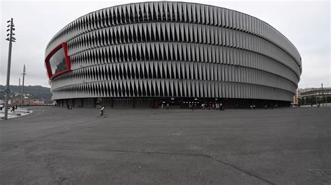 Топ 5 высоких зарплат тренеров турнира. Три от градовете няма да успеят да посрещнат мачове от ...