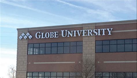 The Fm Extra Globe University To Close Moorhead Campus
