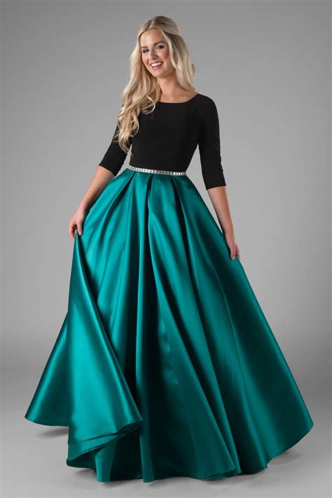 Modest Prom Dresses : Lainey Emerald – LatterDayBride