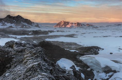 Mountain Covered By Snow Iceland Hd Wallpaper Wallpaper Flare