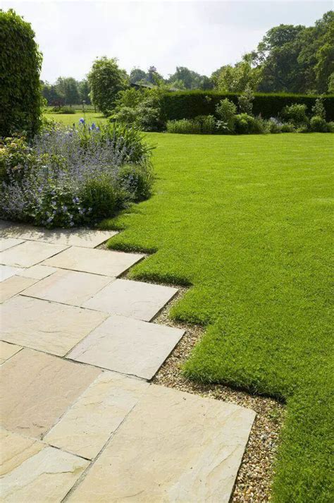 30 Lawn Edging Designs For You To Pick