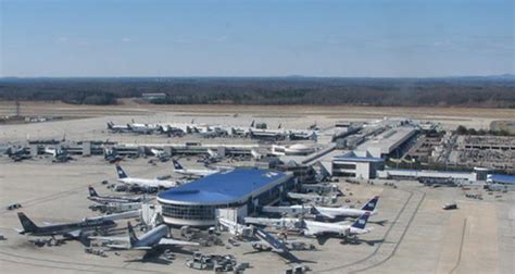 Charlottedouglas International Airport In Charlotte Usa Airlines