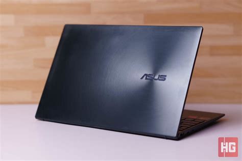 Asus Zenbook 13 Oled Um325 Review Compact With A Great Display Tech