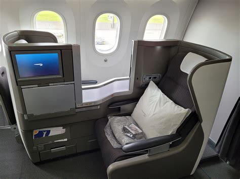 Airline Review British Airways Business Class Boeing 787 800 With