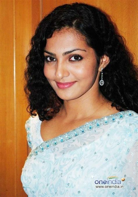 Pin On Parvathy Menon