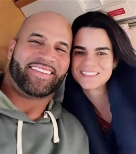 Are Albert Pujols And Nicole Fernandez A Couple Us Media Has Yet To