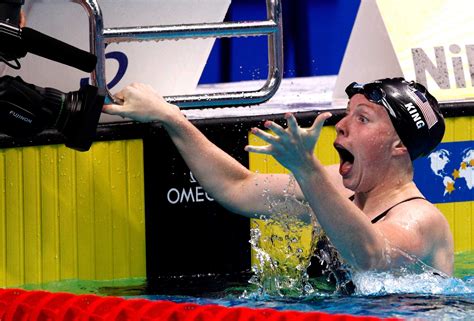 Around Sports Katie Ledecky Breezes To Third World Swimming Gold Medal