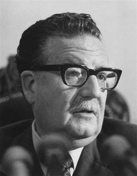 26 de julio de 1908 † santiago. Salvador Allende: Biografía, Gobierno, muerte, frases y más