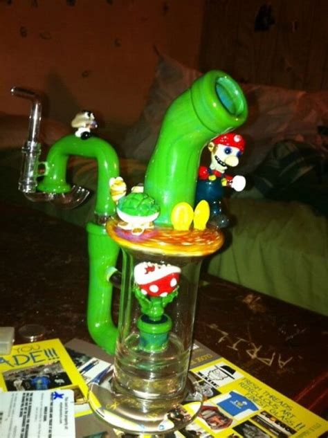 18 Craziest Bongs In The World You Won’t Believe Are For Real