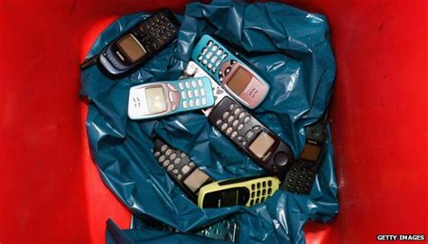 Nokia The Rise And Fall Of A Mobile Giant Bbc News