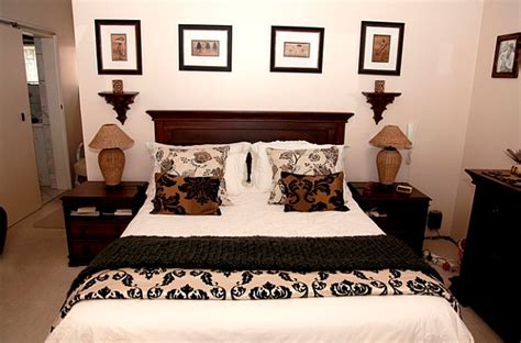An Unmistakably African Bedroom Decoist