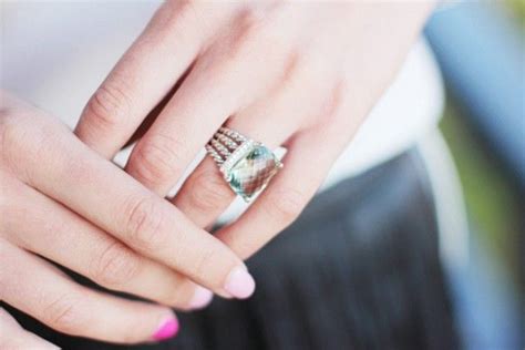 23 Fashion Insiders With Stunning Engagement Rings Pretty Engagement