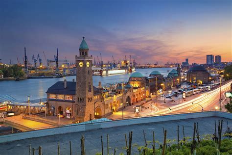 Travel Guide To Hamburg Germany