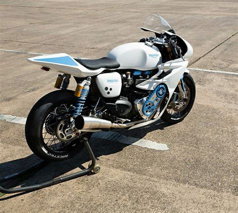Triumph Thruxton R Supercharged 2016 2017 Specs Performance And Photos
