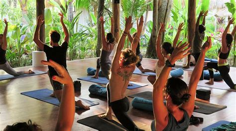 Mana Yoga Retreat And Spa Kuta Lombok Indonesia Daily Yoga Classes Vegetarian Friendly