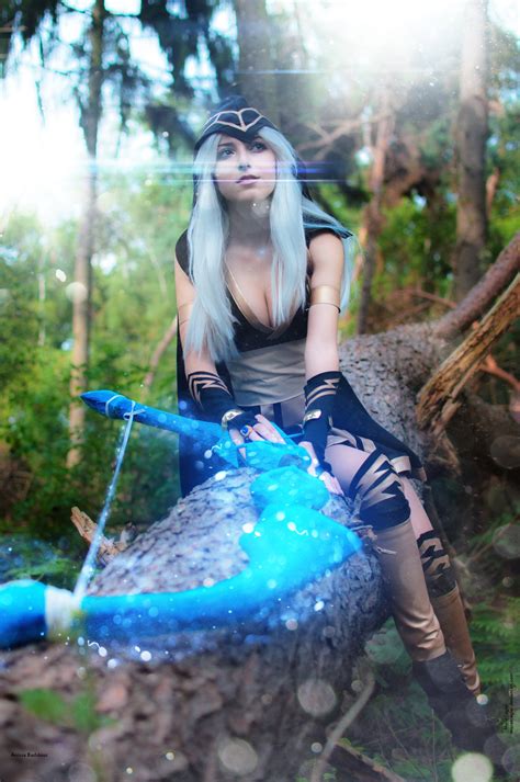 Ashe Cosplay Anissa Baddour Vertical Wallpaper Hd By Wallpaper Mobile Legend Download Free Images Wallpaper [wallpapermobilelegend916.blogspot.com]