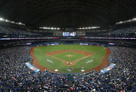 Toronto Blue Jays 4 Ways To Improve The Fan Experience At Rogers Centre