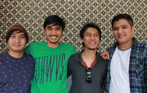 #4334 # puisi (semoga ini) puisi antologi musafir: Dari ABG Hingga Dewasa, 9 Lagu Sheila On 7 Inilah Yang ...