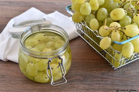We did not find results for: Uva sotto anice, ricetta della nonna | Uva bianca sotto anice
