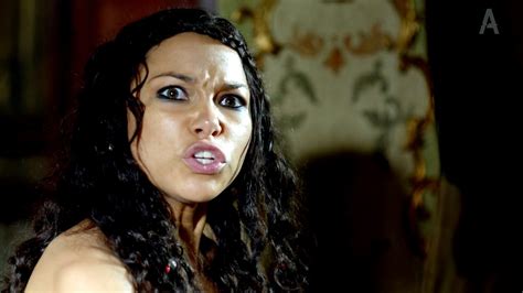 Jessica Parker Kennedy And Hannah New Black Sails S1e2