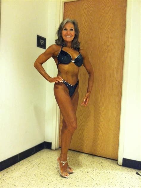 Pin By Stephanieeeeee On Women Of A Certain Age And Looking Good Fitness Inspiration Fit Over