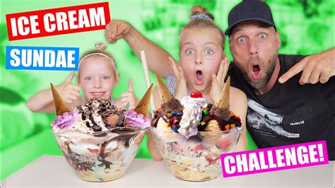 De zoete zusjes en hun broer bram gaan op vakantie! De Zoete Zusjes - Ice Cream Sundae Challenge!!! Saar vs Janna | Kinderfilmpjes