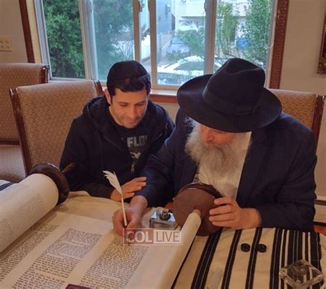 New Torah Dedicated To Chabad Of Staten Island