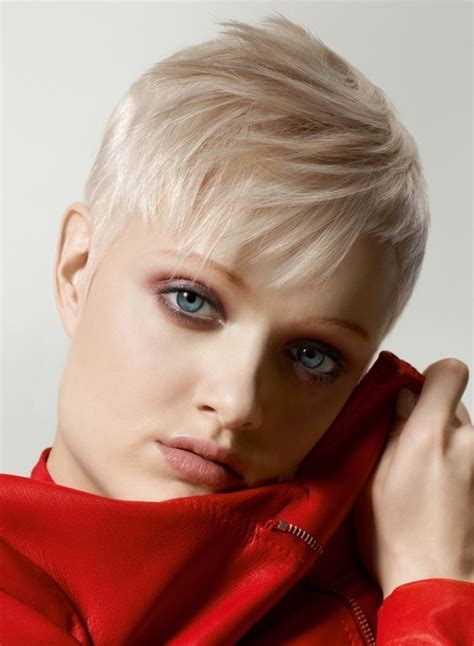 Sexy Short Pixie Haircuts