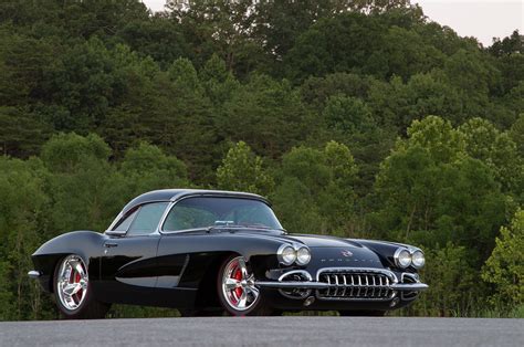 Bad To The Bone Alloways Hot Rod Shop Put Teeth In This 1962 Corvette