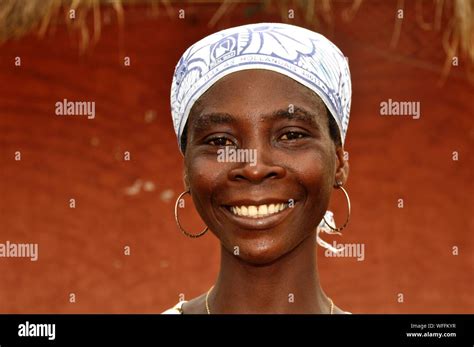 Close Up Portrait African Woman Hi Res Stock Photography And Images Alamy