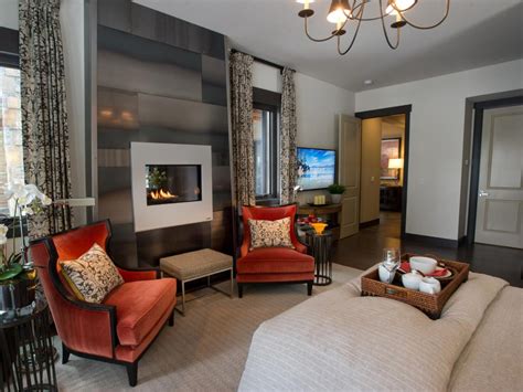 The pros at hgtv share decorating ideas and design inspiration for kitchens bathrooms bedrooms living master bedroom from hgtv dream home 2019 from. 20 Bedroom Fireplace Designs | HGTV