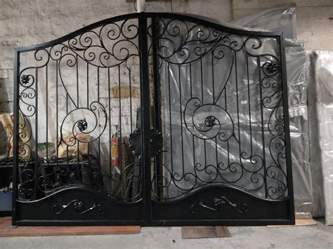 Read the most complete online overview on this topic. China Wrought Iron Railing Handrail Temporary|Balustrade Stair Railing Balcony Fencing Fence ...