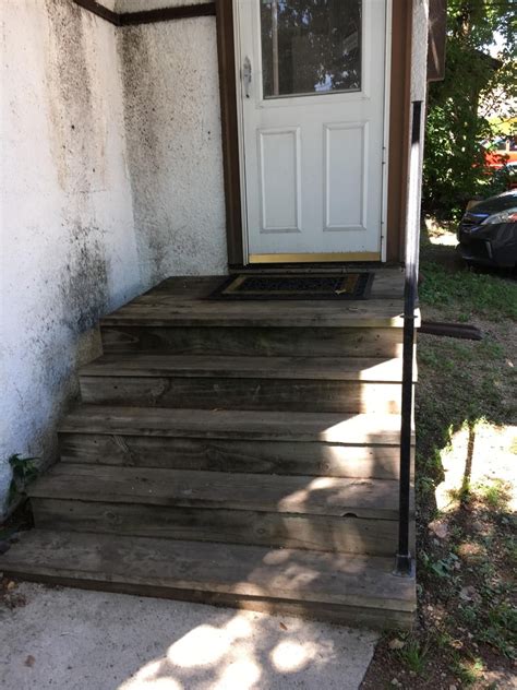 Andrea davis works for homeadvisor, which helps homeowners find the right home improvement professionals and now makes the process simple. This is the "before" picture of the stairs and deck that ...