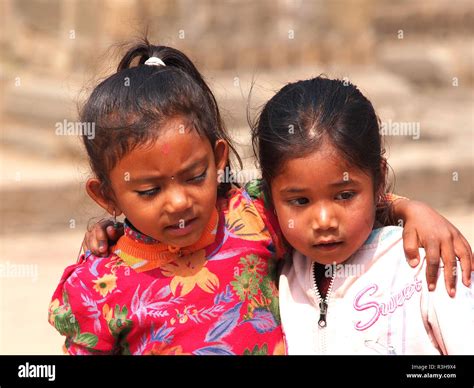 Nepal Market Girls Hi Res Stock Photography And Images Alamy