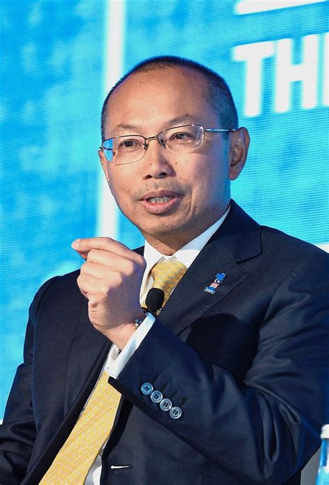 Tan sri abdul wahid omar (pic) left pnb back in june 2018 following the 14th general election and was later replaced by former bank negara governor tan a report by the edge yesterday had quoted sources on abdul wahid's potential impending appointment, as bursa malaysia's chief executive. Abdul Wahid made board chairman | The Star